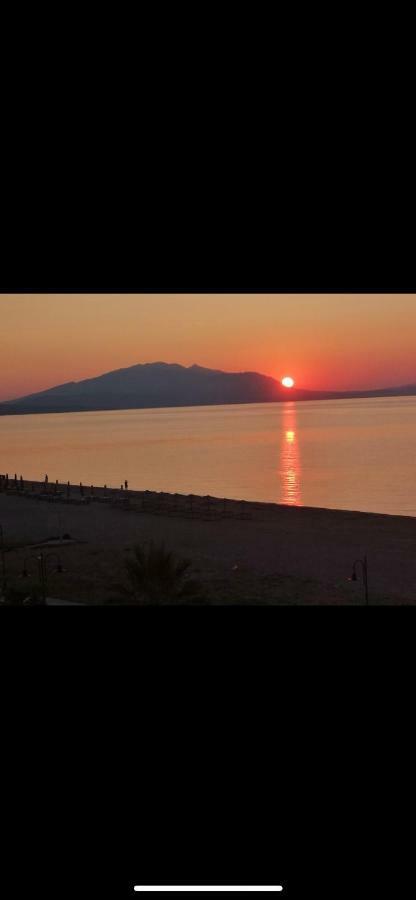 Vrasná Villa Un Bel Posto Sea View מראה חיצוני תמונה